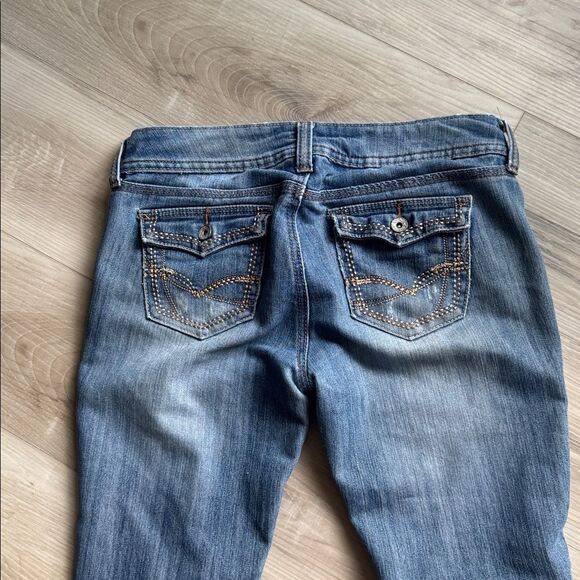 Refuge Blue Cropped Women's Jeans Capris Size 8 - Picture 6 of 6